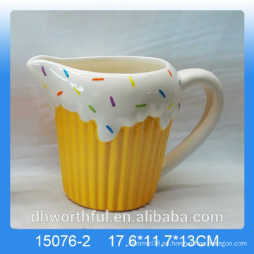 Taza de la leche de cerámica de la decoración casera con la estatuilla del helado